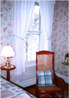 HazelNut Saratoga Room